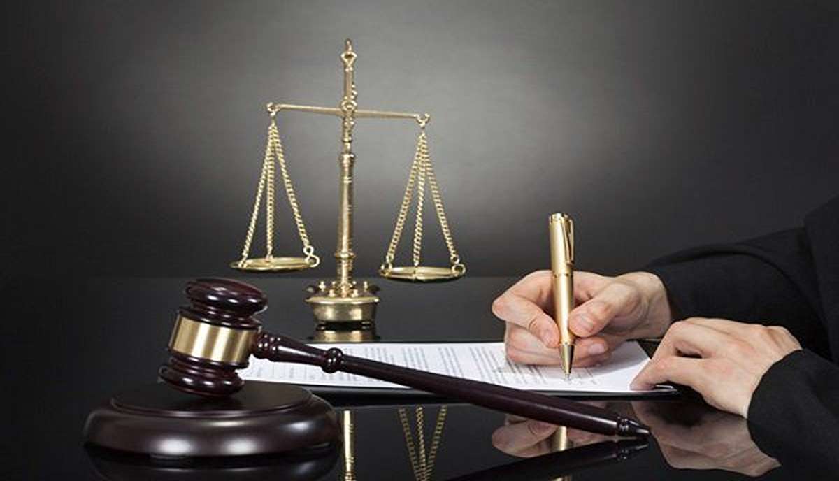 چگونه بهترین وکیل را برای پرونده خود انتخاب کنیم؟