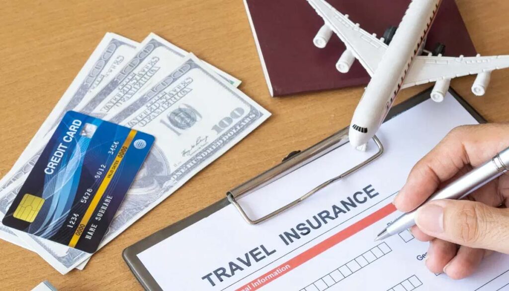 آیا بیمه مسافرتی اجباری است؟